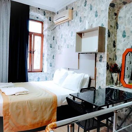 Ease * Provincia di Istanbul